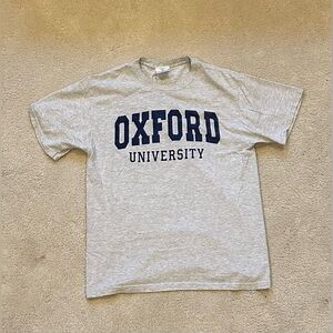 ❌SOLD❌ Oxford University T